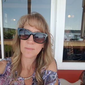 Meet your Posher, Tina